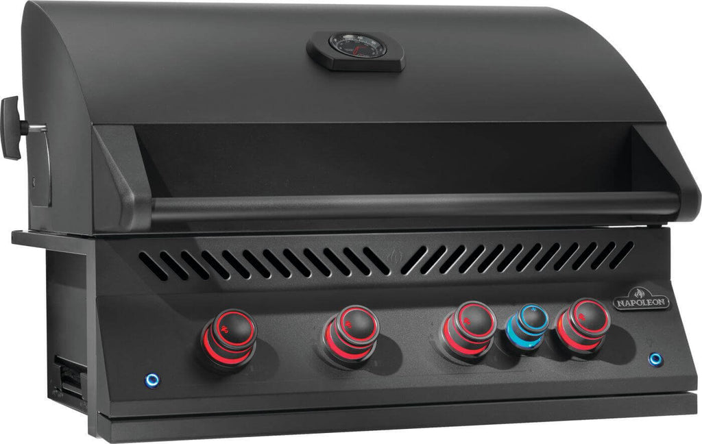 Built-In 700 Series 32 Gas Grill | 4 Burner Gas Grill | Infrared Rear Rotisserie | Stainless Steel WAVE™ Grids | Outdoor Kitchen UK | Ember BBQ Co