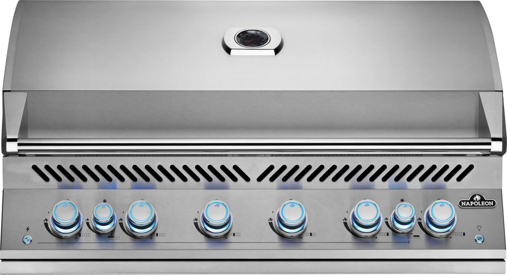 Built-In 700 Series 44 Gas Grill | 6 Burner Gas Grill | Infrared Rear Rotisserie | Stainless Steel WAVE™ Grids | Outdoor Kitchen UK | Ember BBQ Co