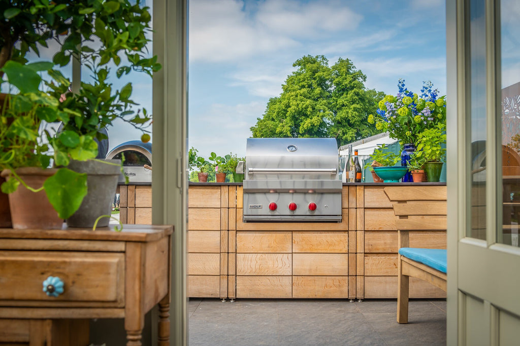 Wolf Outdoor Built-in Gas Barbecue 76cm - ICBOG30 / ICBOG30-LP