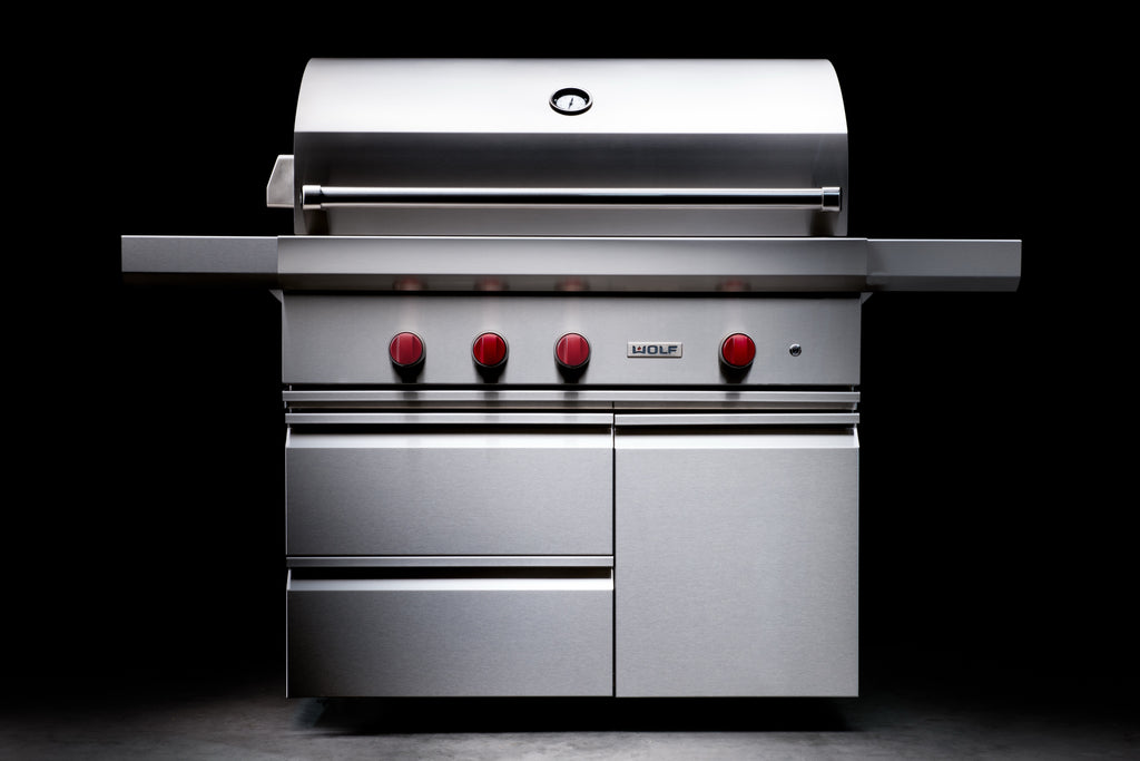 Wolf Freestanding Gas Barbecue 76cm - ICBOG30C / ICBOG30C-LP