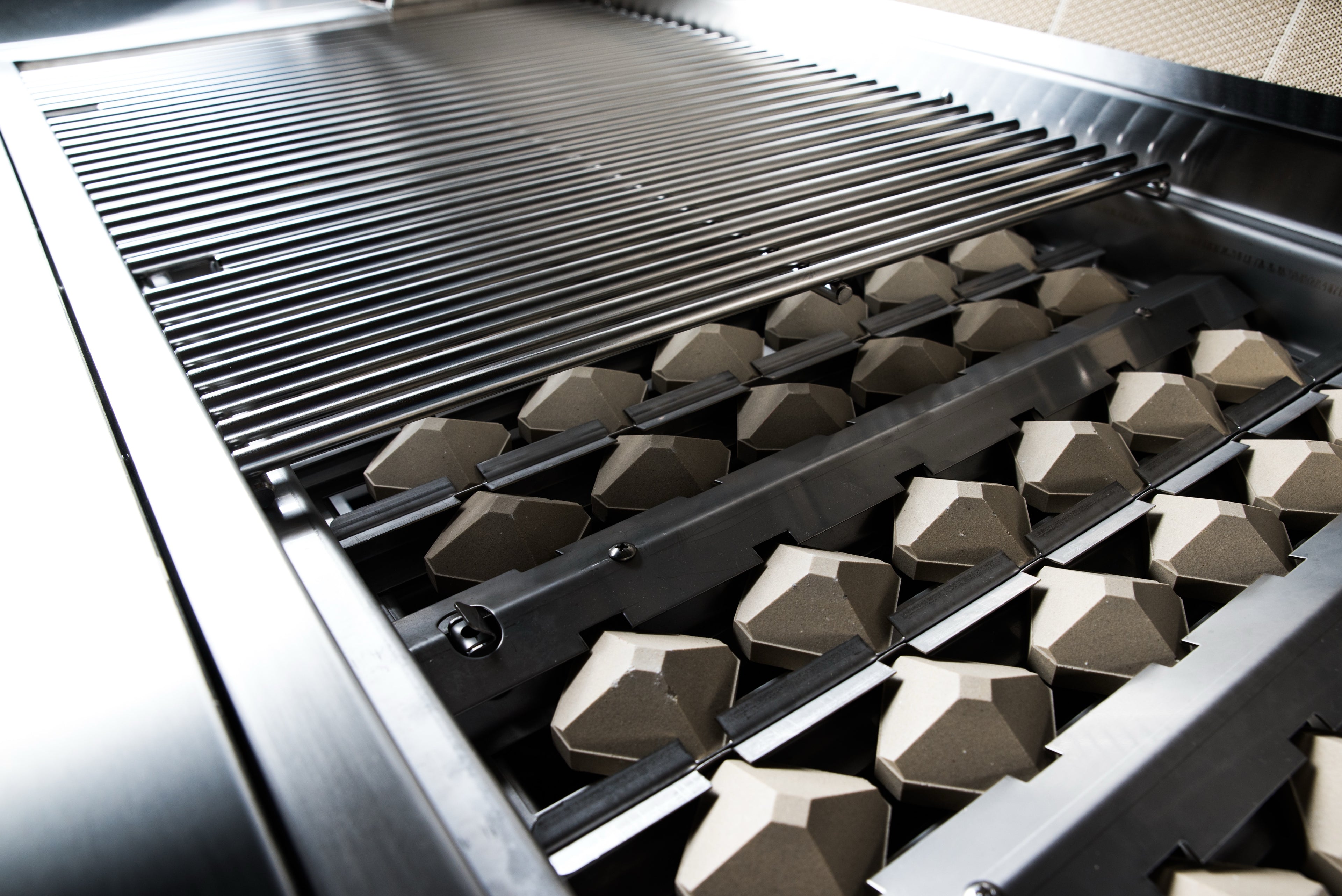Wolf Outdoor Gas Barbecue Freestanding - ICBOG36C / ICBOG36C-LP