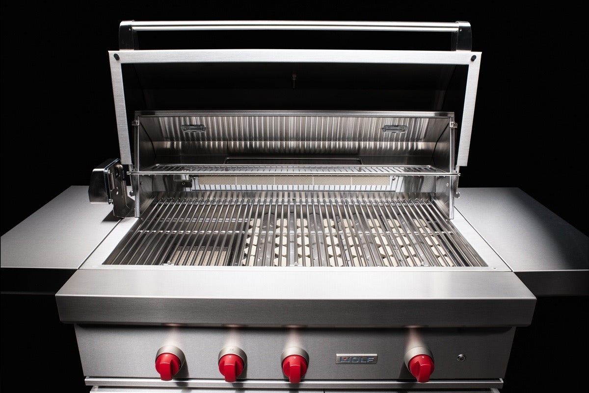 Wolf Outdoor Gas Built-In Barbecue - ICBOG36 / ICBOG36-LP