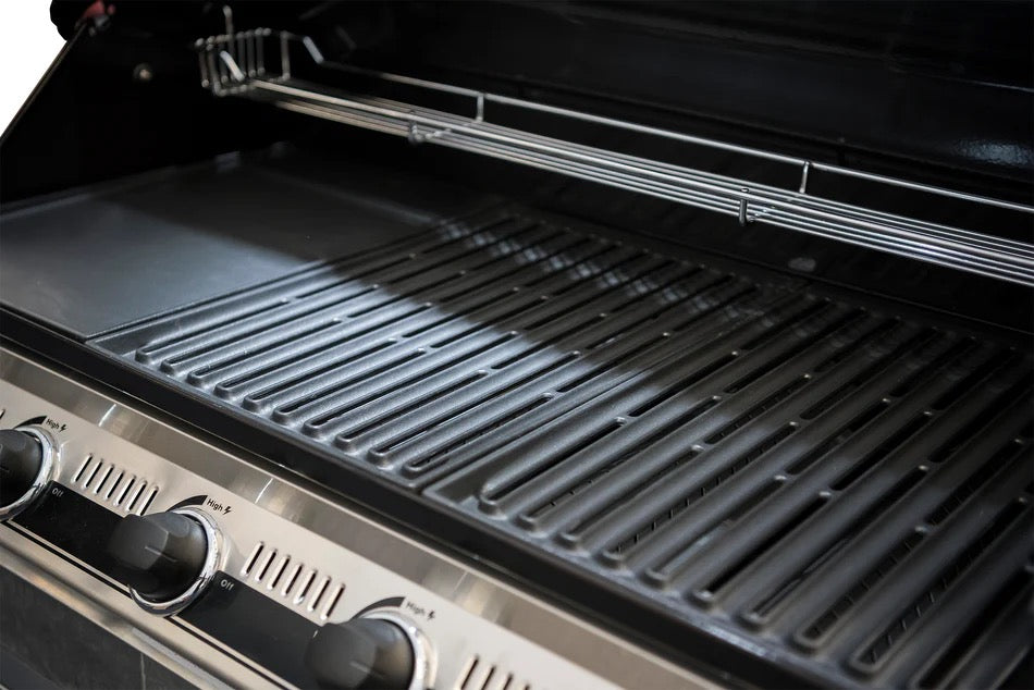 BeefEater Signature® 3000 3 Burner Built-In BBQ