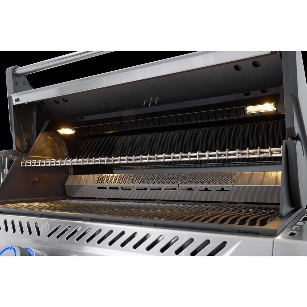 Napoleon Prestige PRO665 Elite with Smart Technology & Electric Smoker Box + Free Rotisserie